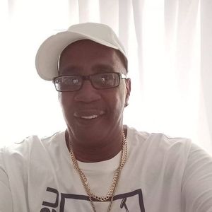 Meet your Posher, Kenneth